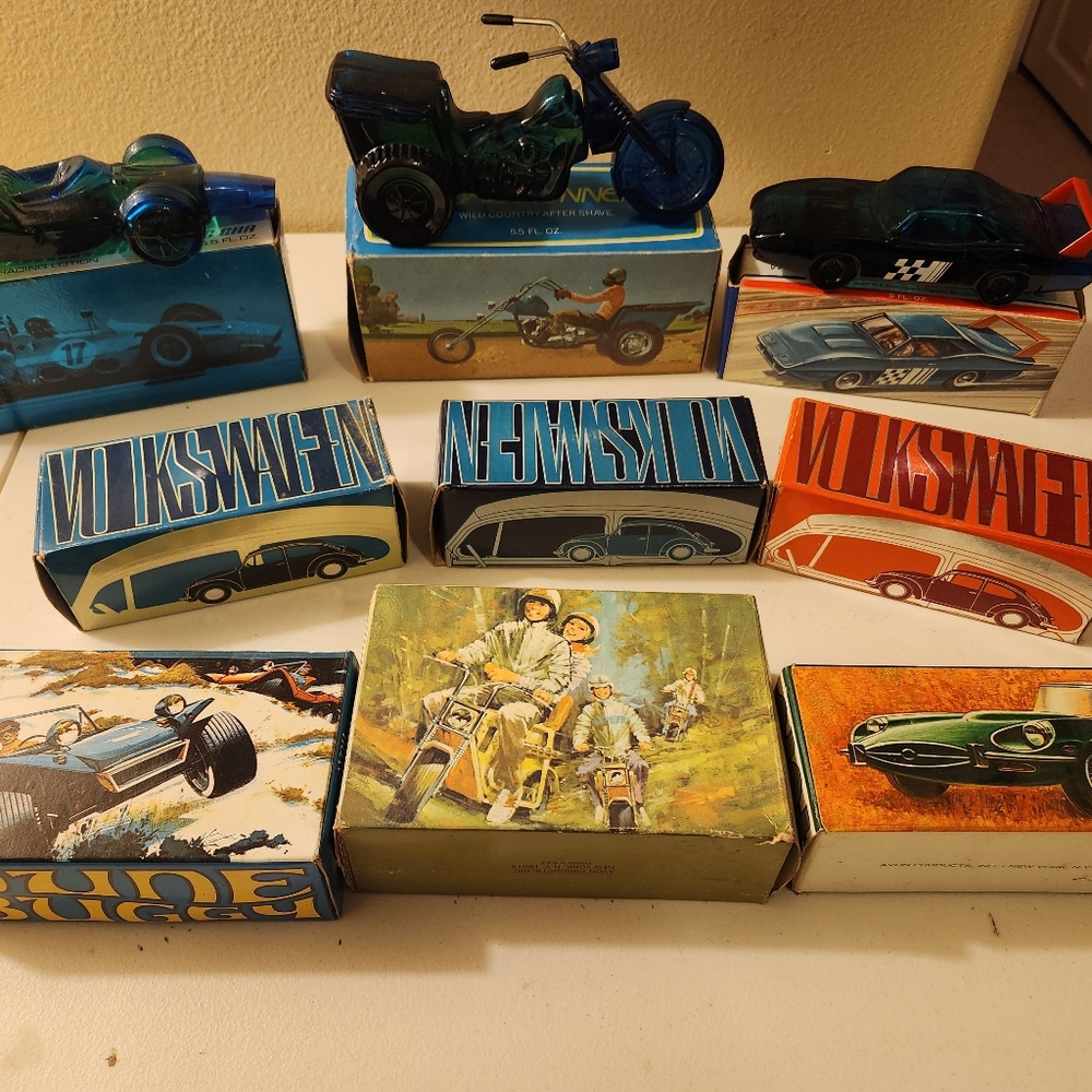 Vintage AVON WILD COUNTRY AFTER SHAVE LOT,1960'S